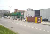 г.Новокуйбышевск, проспект Победы, д.36 (парковка у ТЦ "Миндаль" со стороны ул. Свердлова)